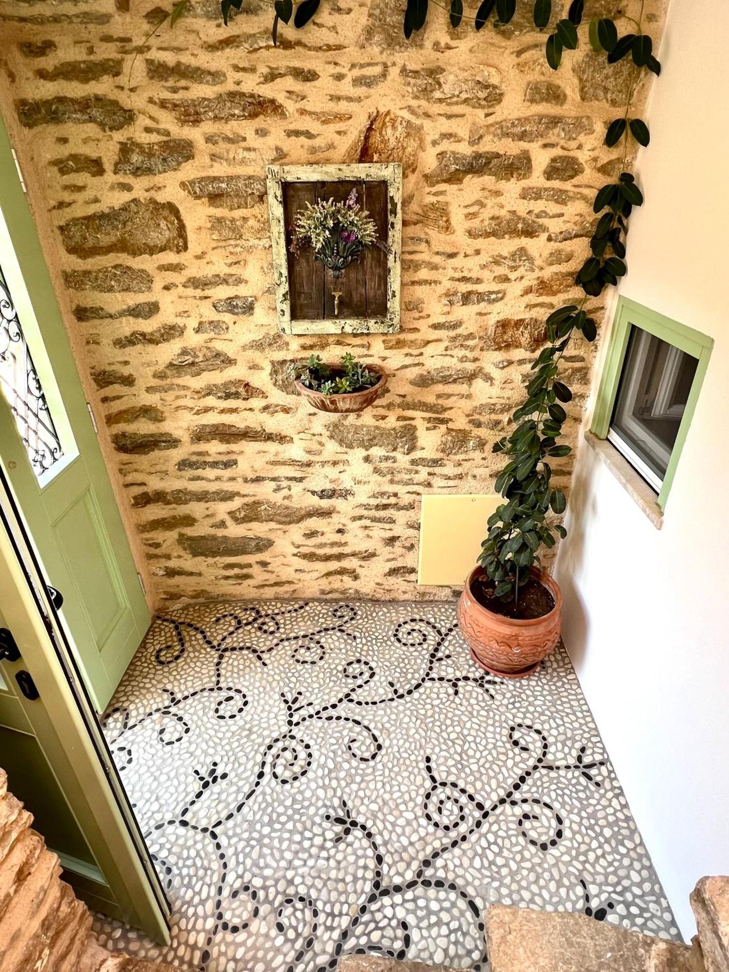 Katrani Studios سيمي المظهر الخارجي الصورة