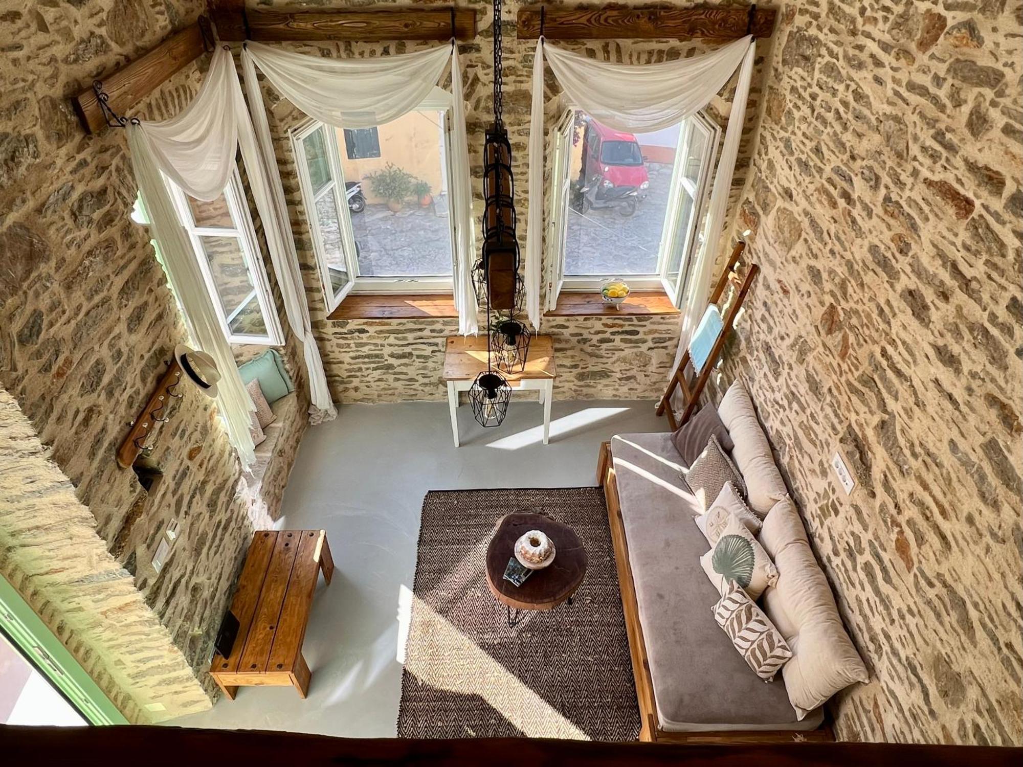 Katrani Studios سيمي المظهر الخارجي الصورة
